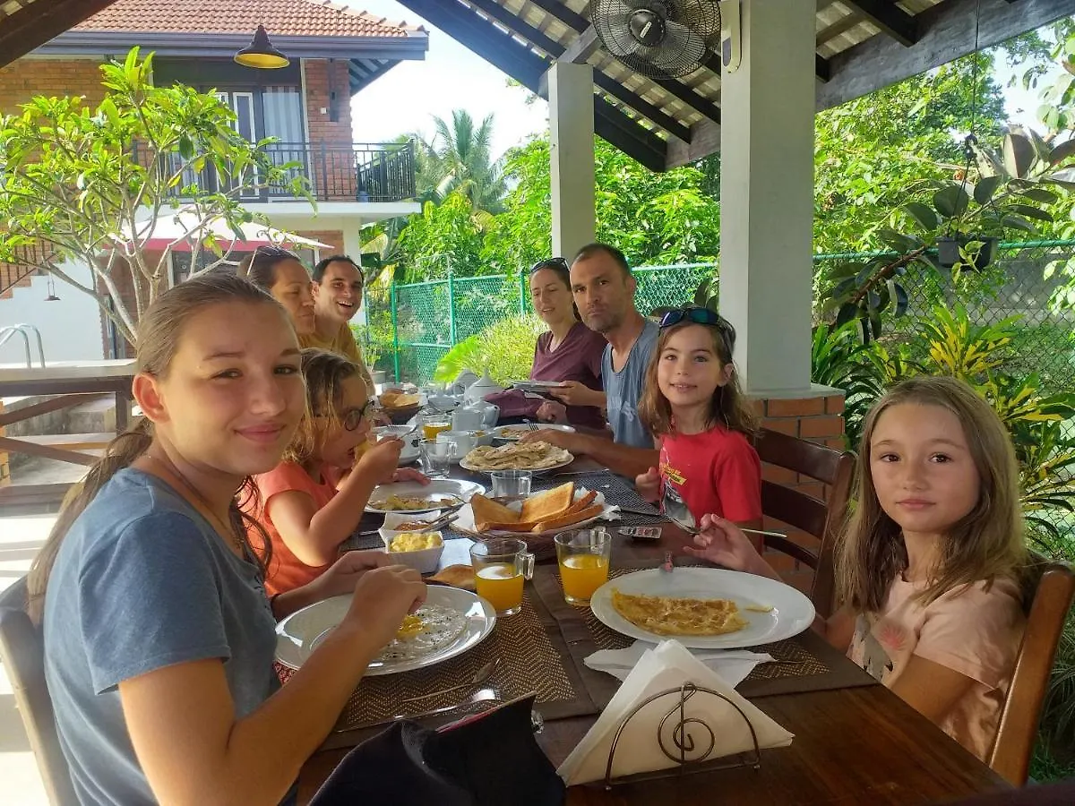 Green Wood Villa Negombo 3*,