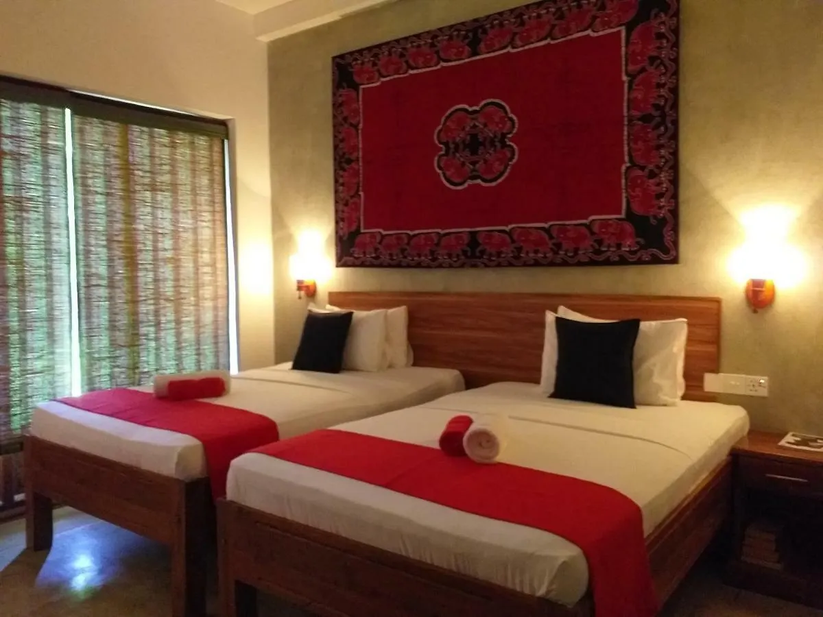 Green Wood Villa Negombo